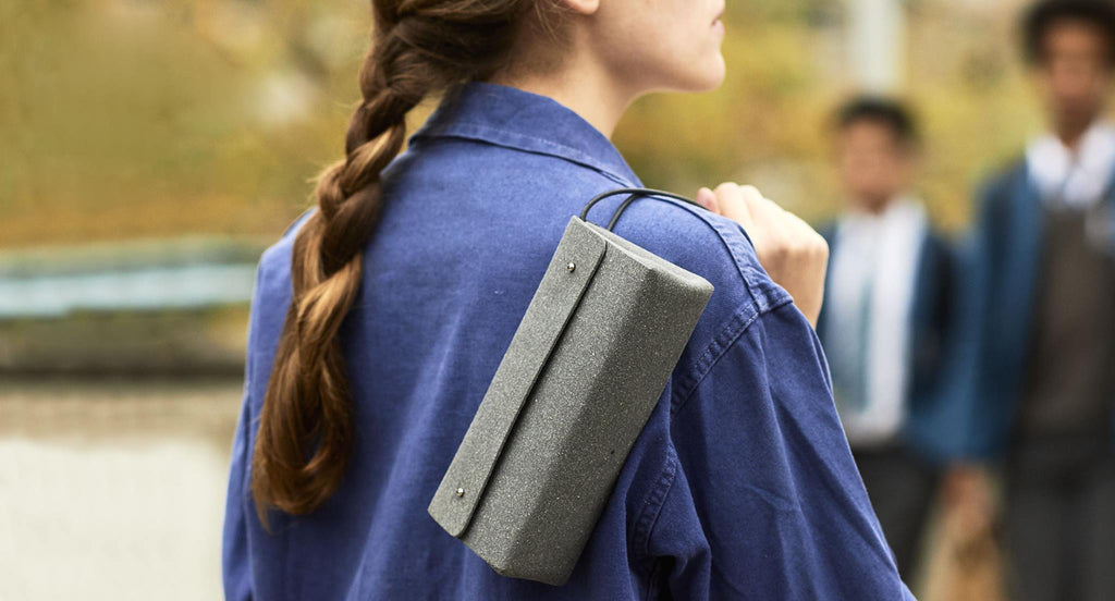 Walk With Me: tijdloze tassen van gerecycleerd leder