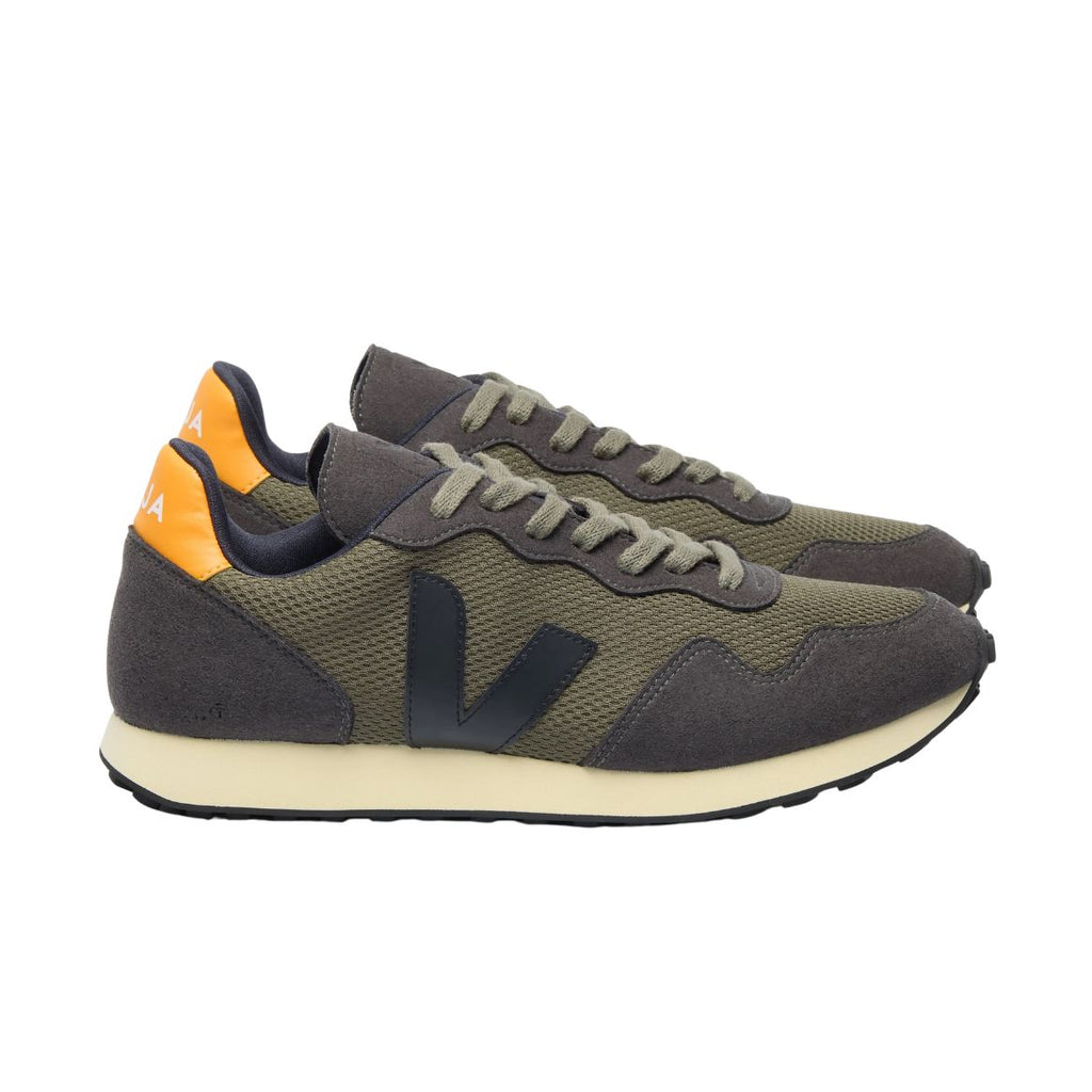 VEJA SDU alveomesh kaki black ouro men