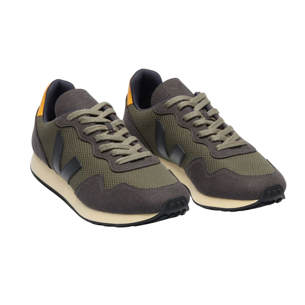 VEJA SDU alveomesh kaki black ouro men