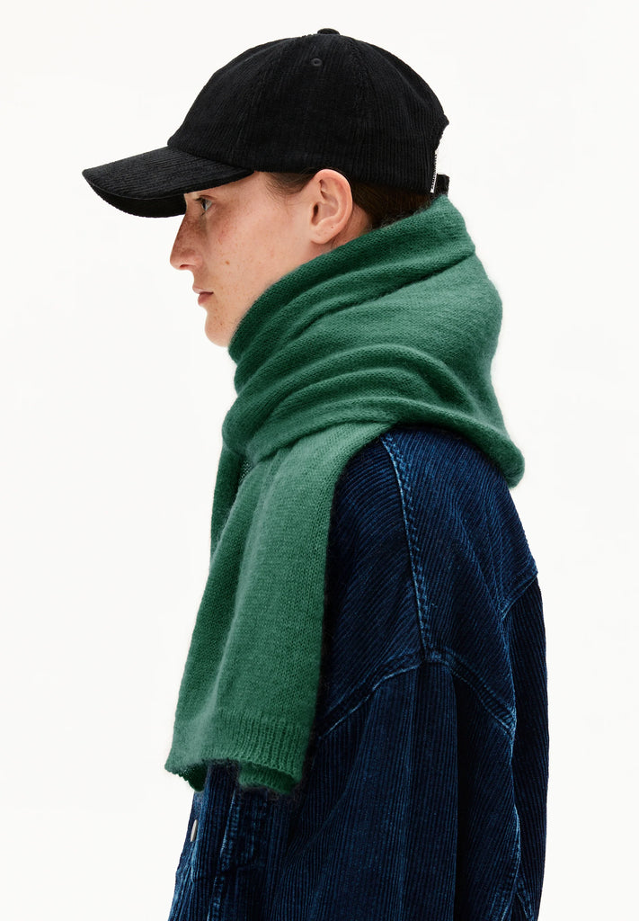 ARMEDANGELS Yukinaa solid scarf emerald green unisex