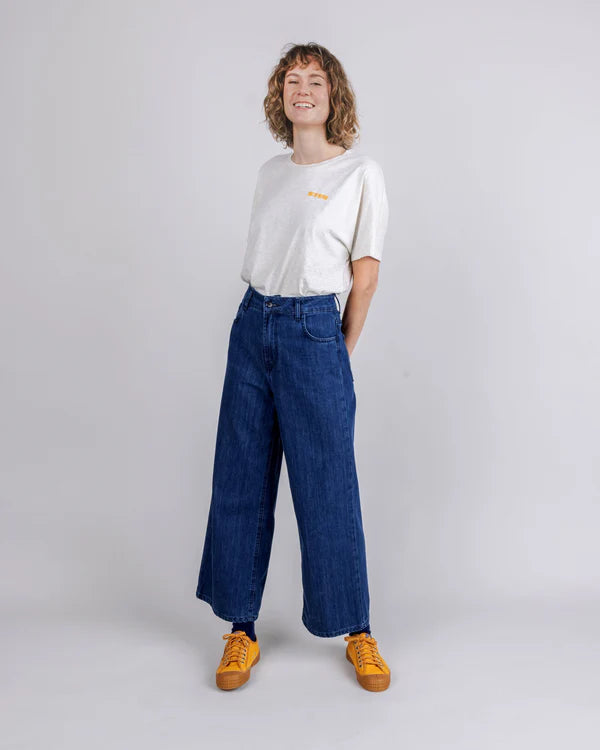 BRAVA Out of office tee cream women