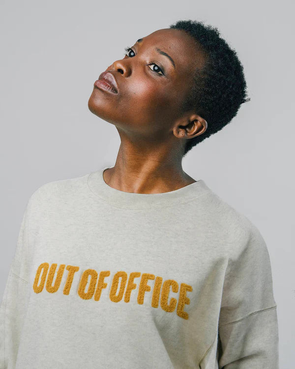 BRAVA Out of office sweatshirt cream women