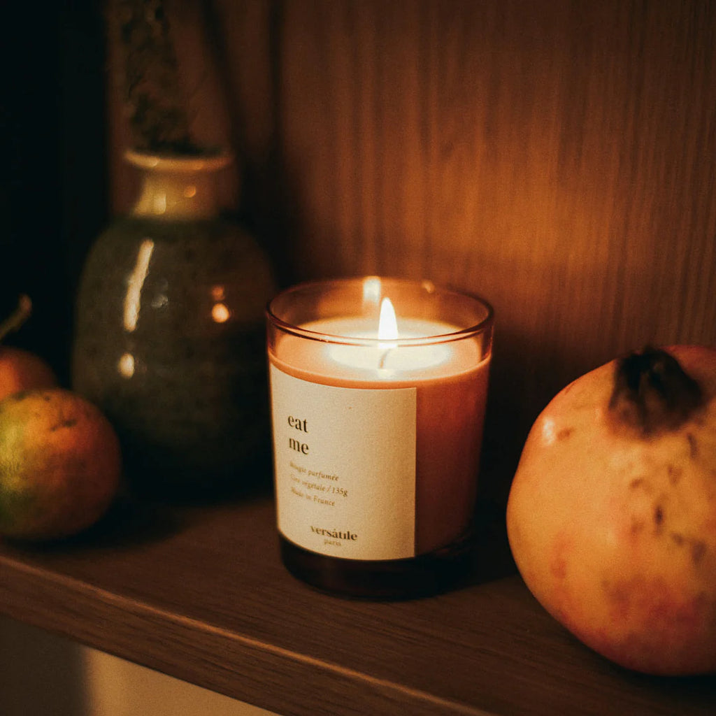 VERSATILE PARIS Eat me scented candle