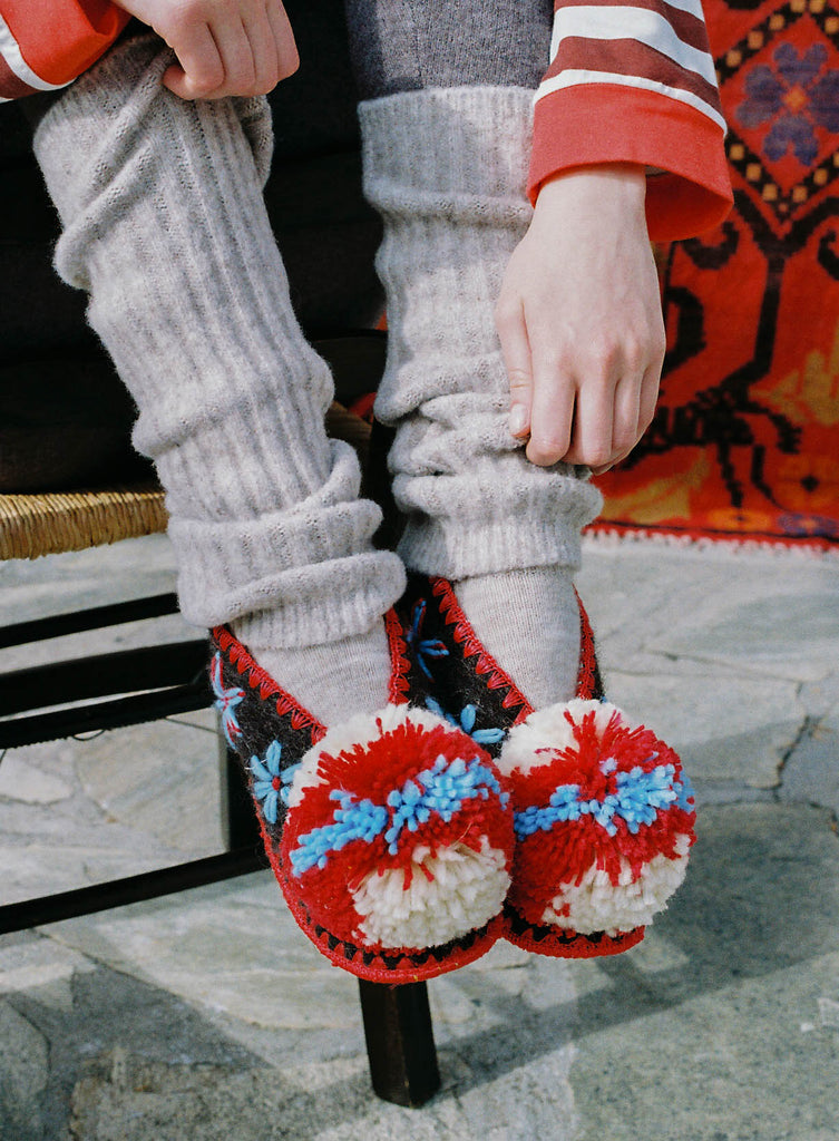 GIVE A PON Kyriaki slippers