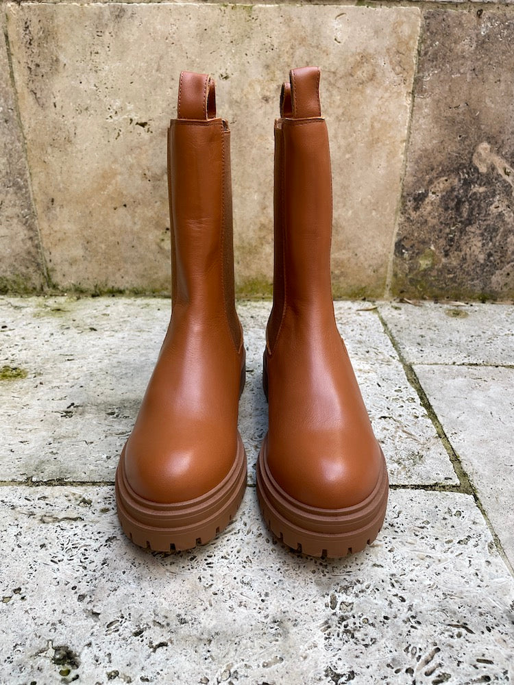 JUTELAUNE Chelsea high boots brown women