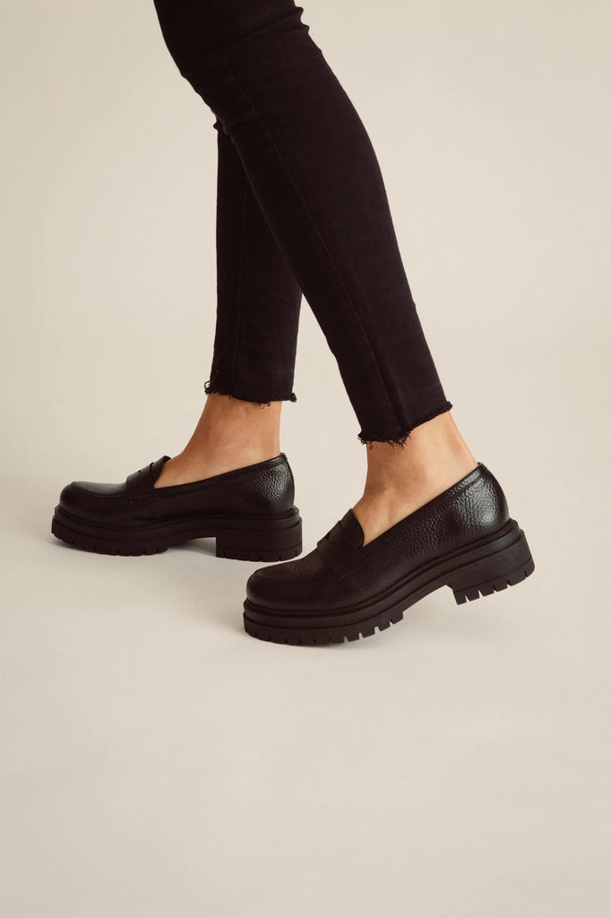 JUTELAUNE Moccasins black women