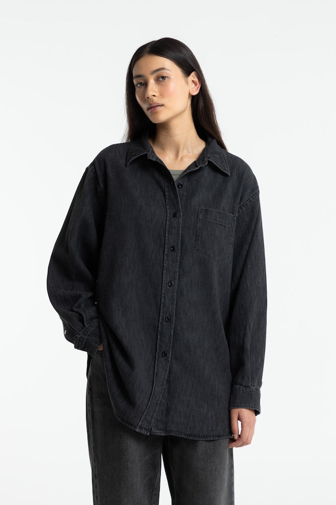 KINGS OF INDIGO Anahobe shirt quercus  grey worn women
