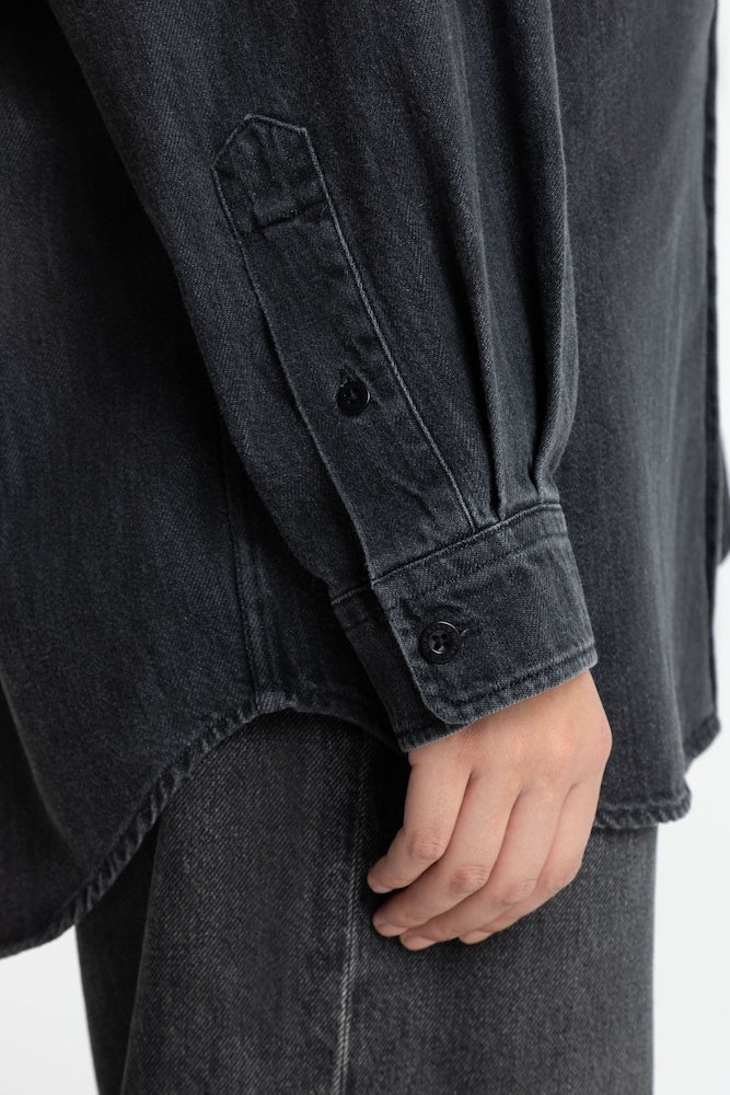 KINGS OF INDIGO Anahobe shirt quercus  grey worn women