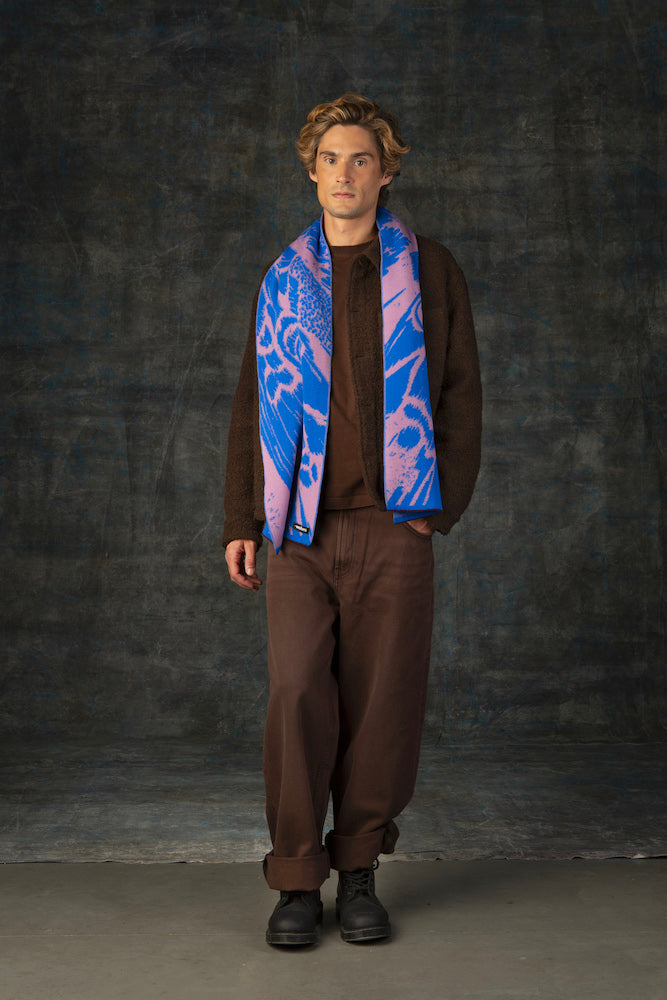 WOLVIS Aurata midi scarf cobalt