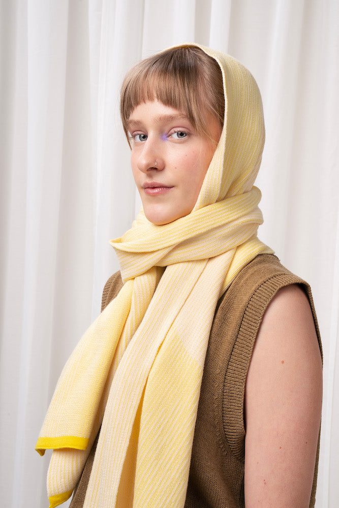 WOLVIS Marianne maxi scarf butter