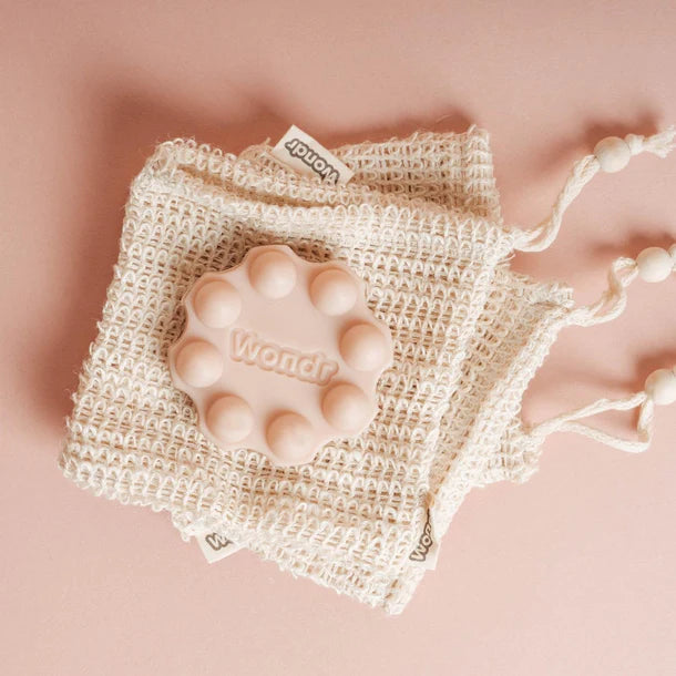 WONDR Shampoo & shower bar pouch