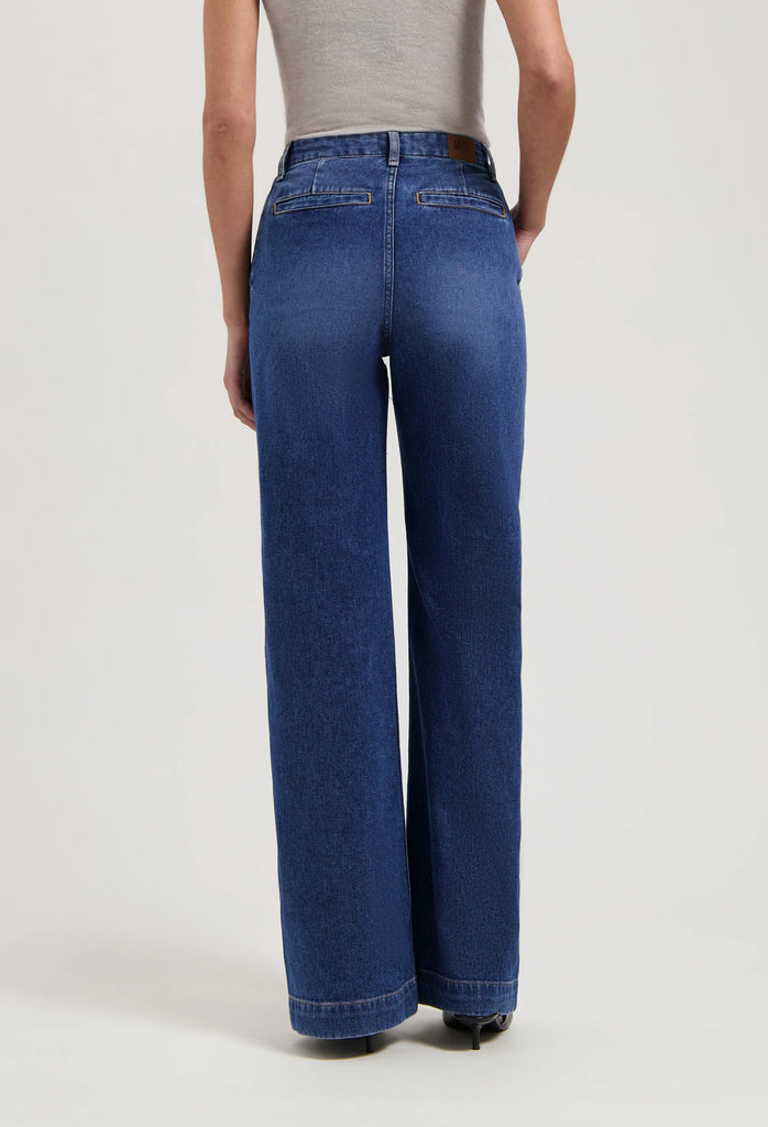 MUD JEANS June mid loose jeans fresh fade women