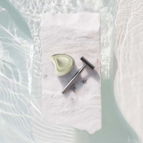 WONDR Larch shaving bar