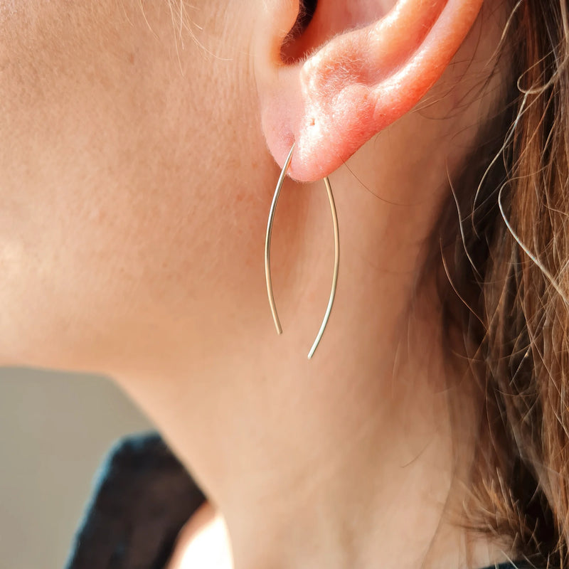 LILO JEWELRY Curbed earrings gold filled