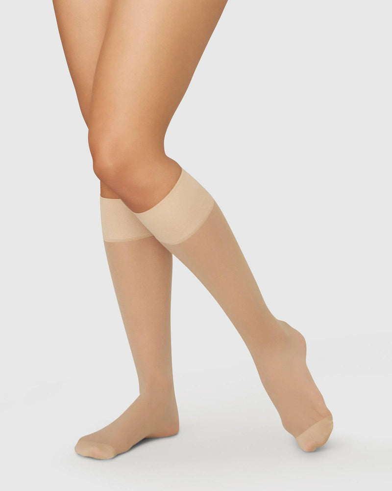SWEDISH STOCKINGS Elin 2-pack premium knee-highs beige 20 den
