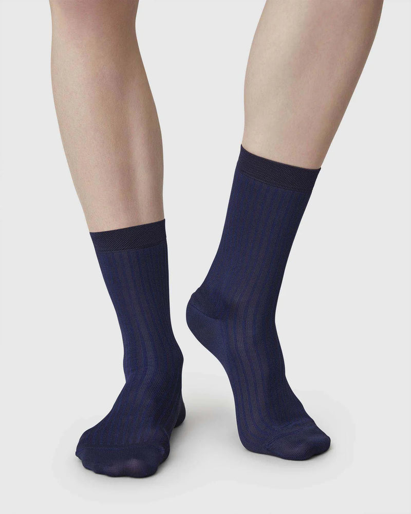SWEDISH STOCKINGS Alexa silk touch socks navy