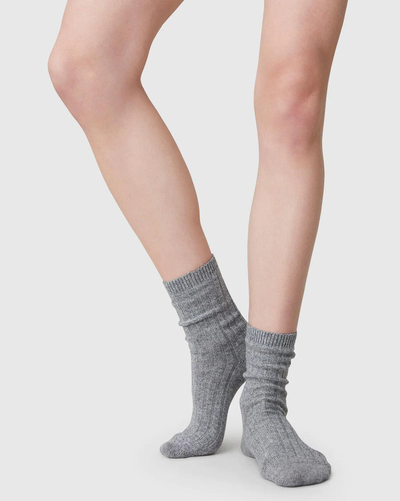 SWEDISH STOCKINGS Bodil chunky socks grey