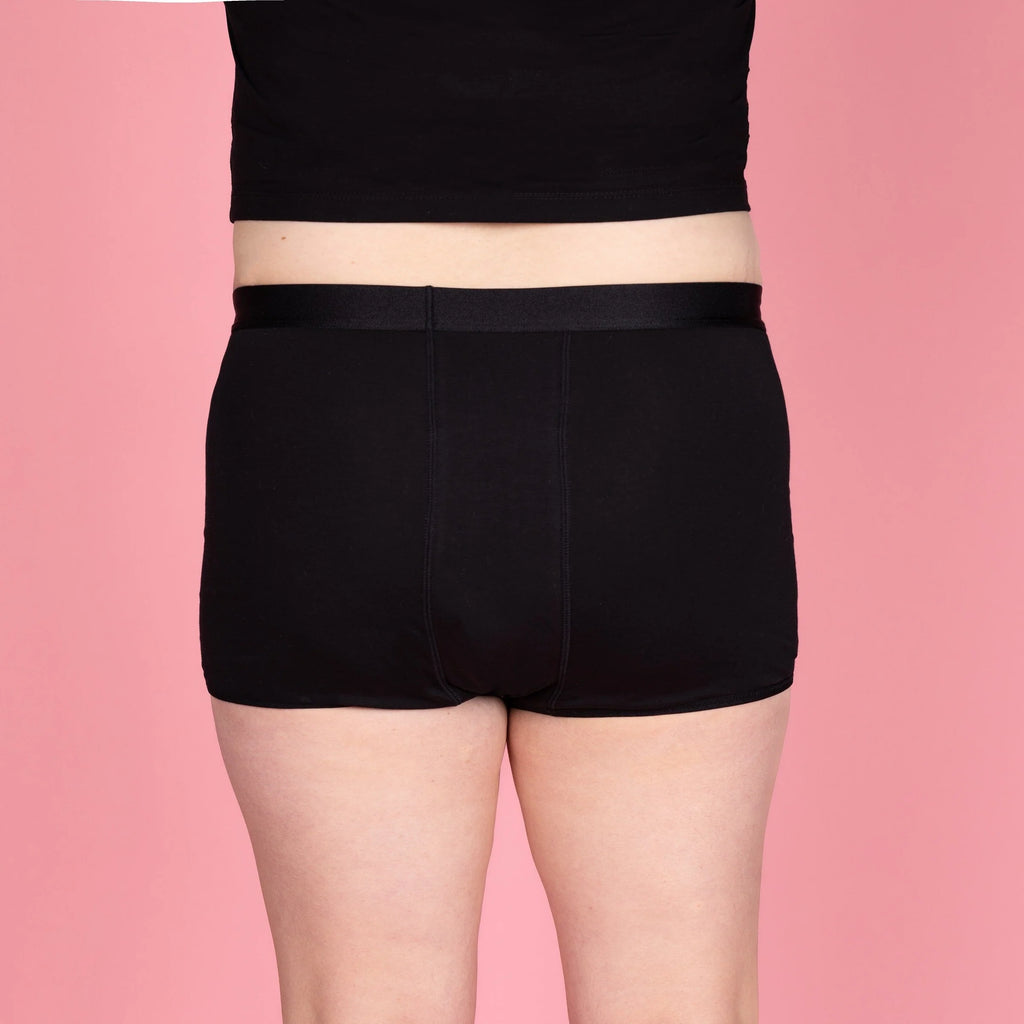 MOI ET MARIE Nikki day menstruation boxer shorts black