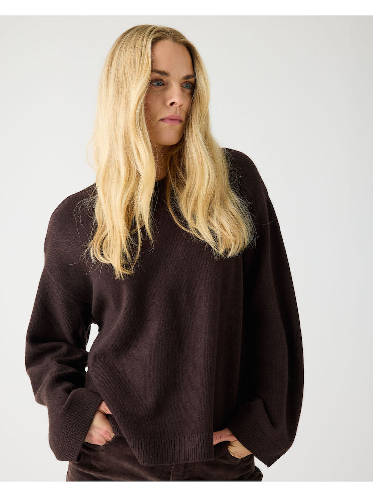 KCA 2080090 Lambswool crew neck jumper 1487 chocolate torte women