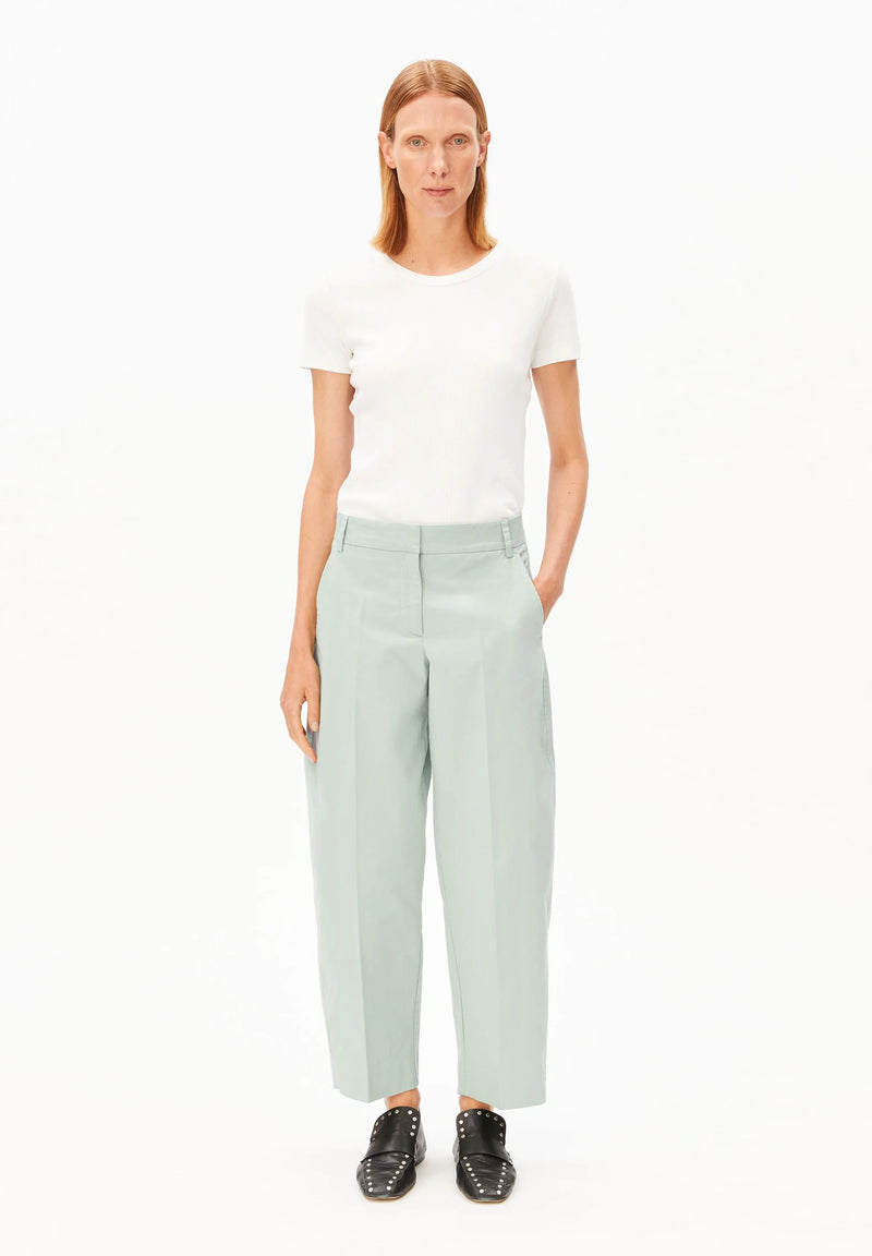 ARMEDANGELS Barrel leg twill pant foam women