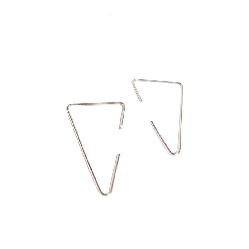 LILO JEWELRY Triangle earrings silver