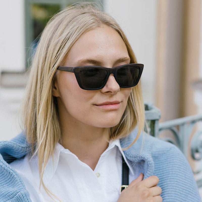 AARNI Fay sunglasses ebony