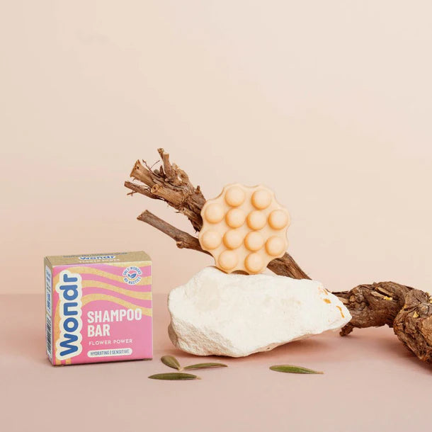 WONDR Flower power shampoo bar