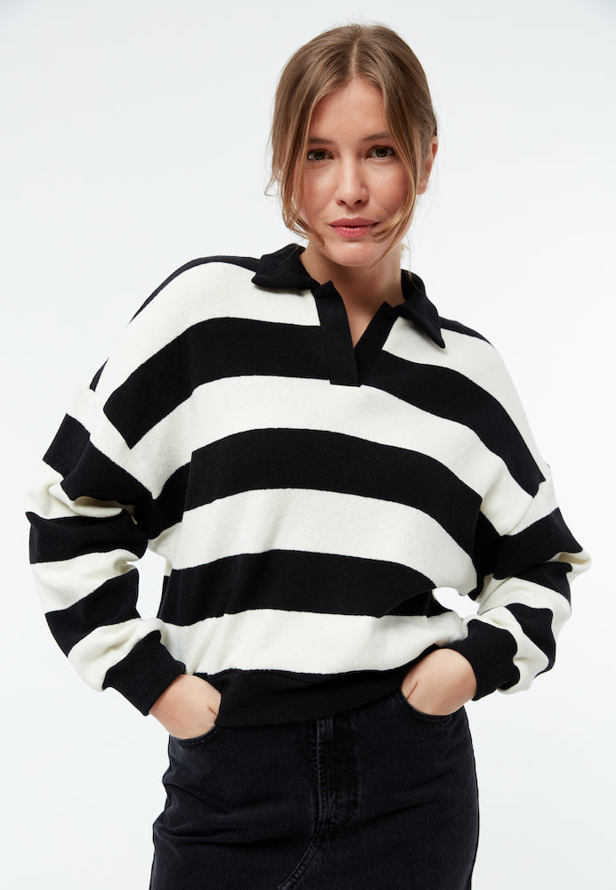 GIVN BERLIN Resa striped jumper off white black women