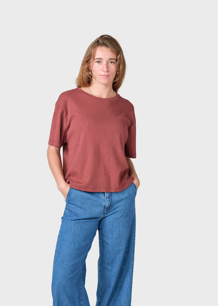 KLITMØLLER Mila tee burgundy women