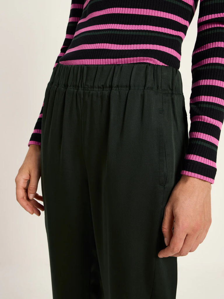 LANIUS 14391 Tencel trousers 678 forest women
