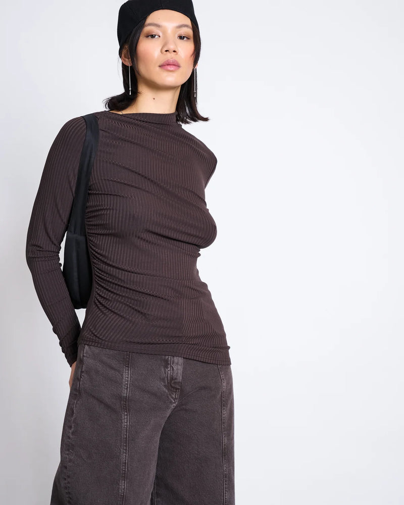 JAN 'N JUNE Tove asymmetrical long sleeve top mud women