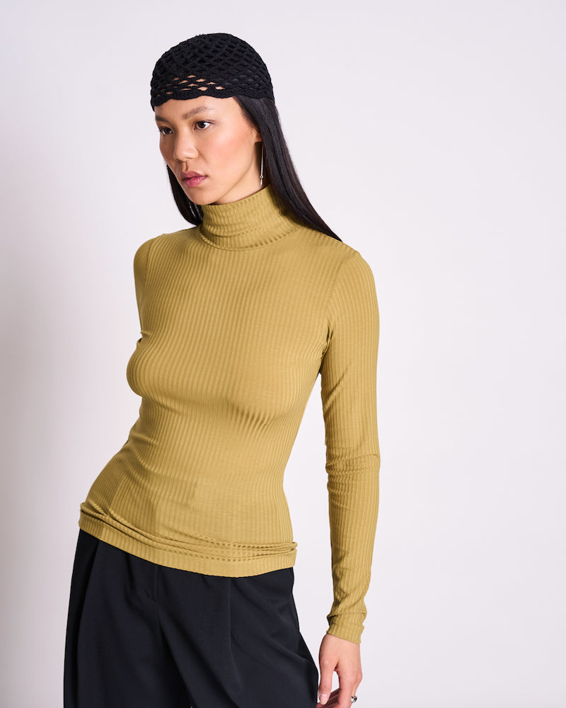 JAN 'N JUNE Mio longsleeve rib top wood olive women