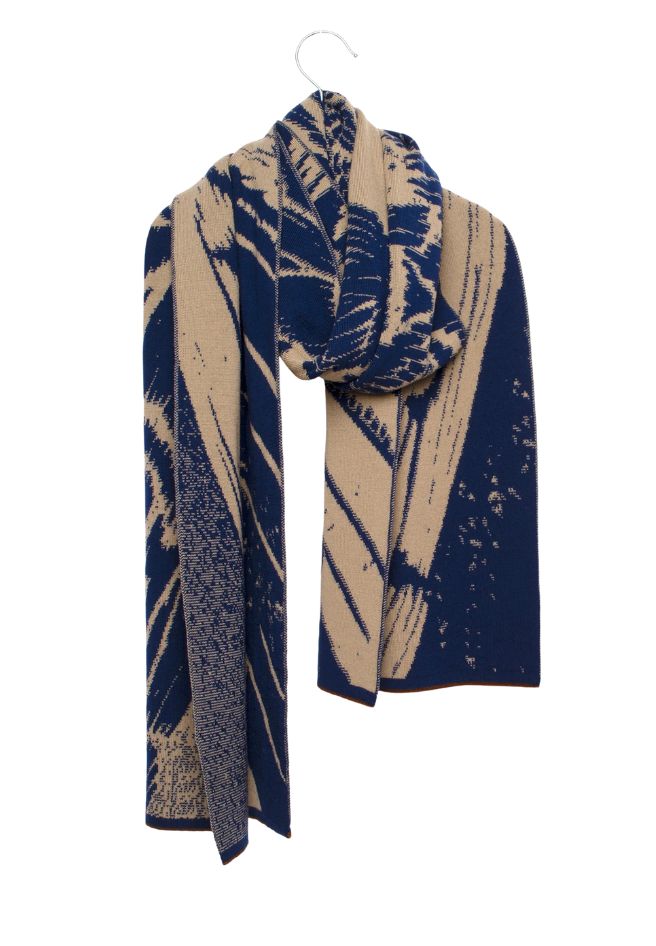 WOLVIS Aurata maxi scarf indigo