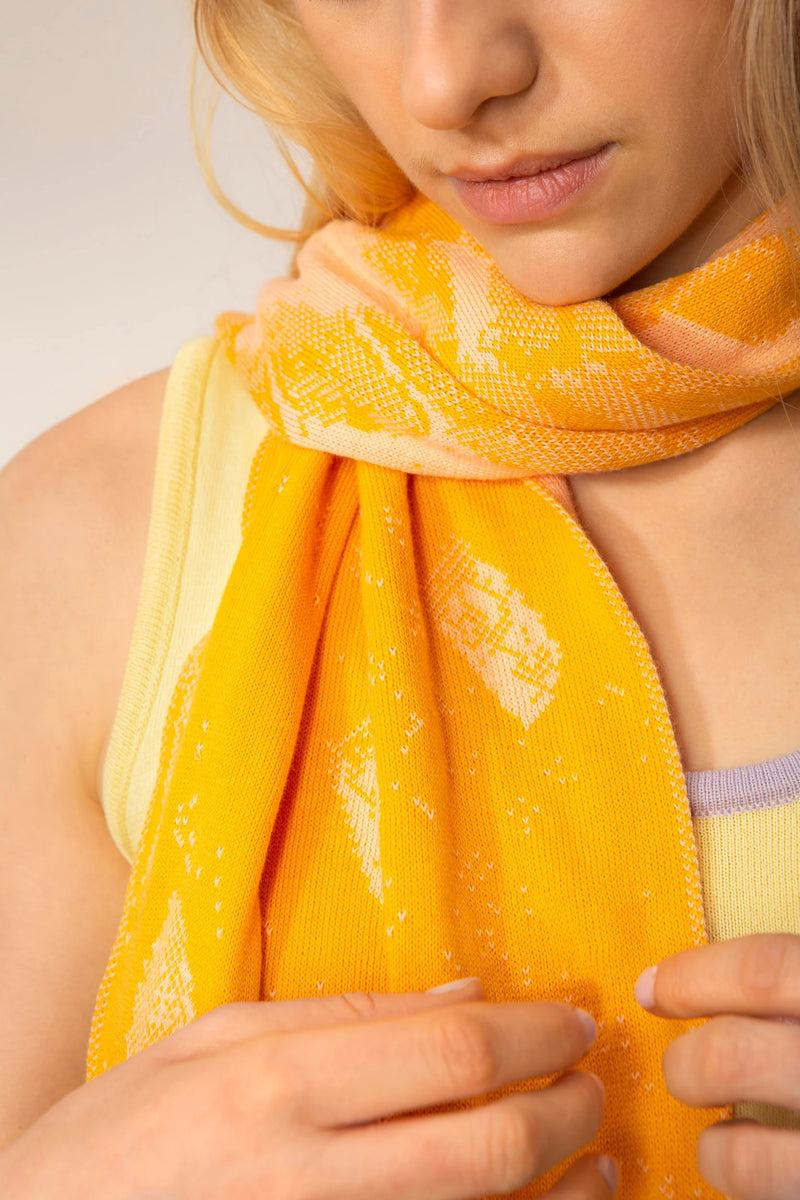 WOLVIS Saturni midi scarf corn women