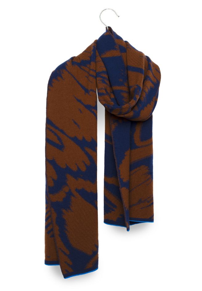 WOLVIS Furcula maxi scarf cacao