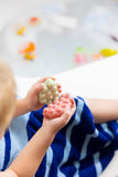 WONDR Apple splash kids bar