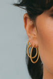 WILDTHINGS COLLECTABLES Dots hoop earring gold plated 23mm single piece