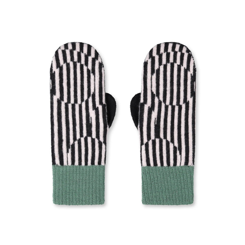 WOLVIS TNR mittens black women