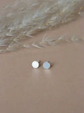 PIKFINE Dot stud earrings silver small