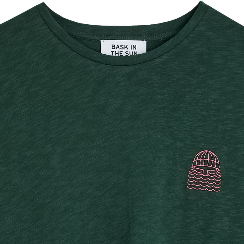 BASK IN THE SUN Mini to the sea t-shirt forest men