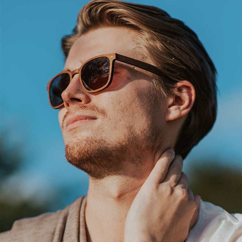 AARNI Brooks sunglasses walnut polarized lenses