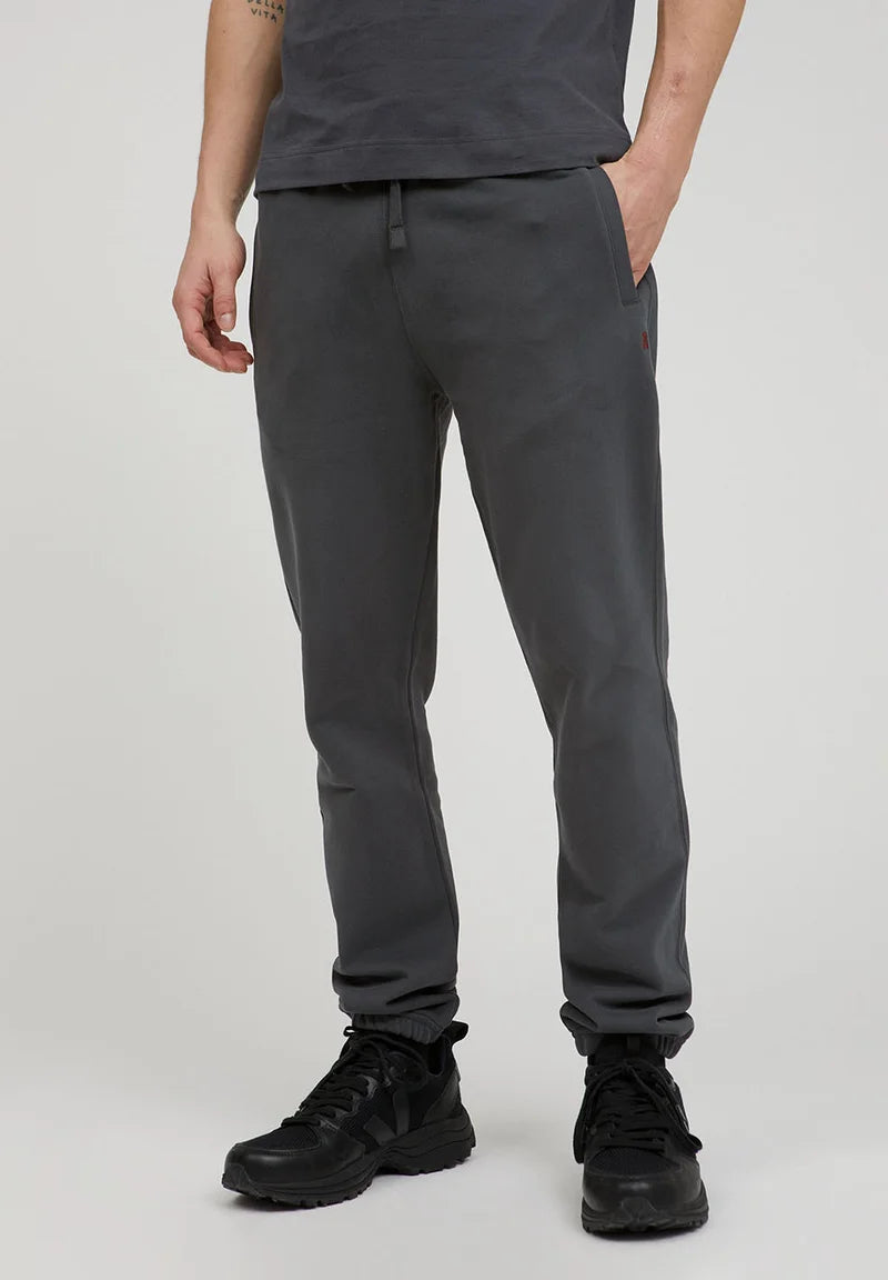 ARMEDANGELS Aadan comfort acid black men