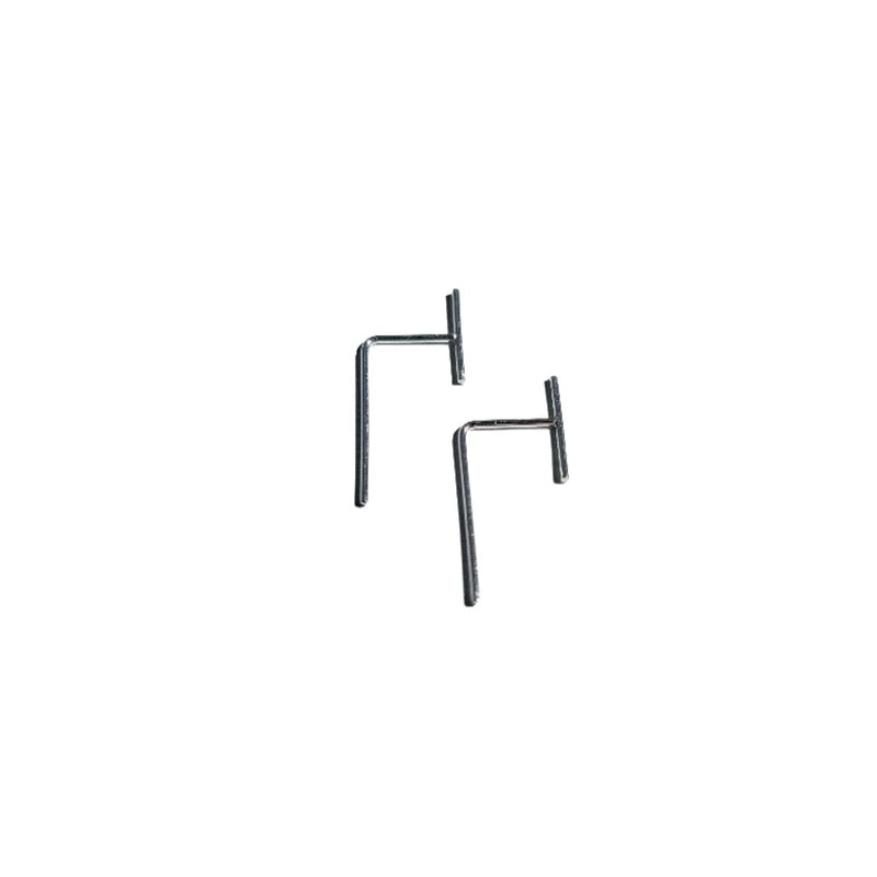 LILO JEWELRY Double needle earrings silver