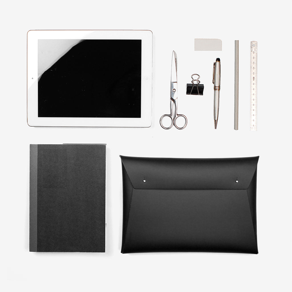 WALK WITH ME Small Document Organizer Black