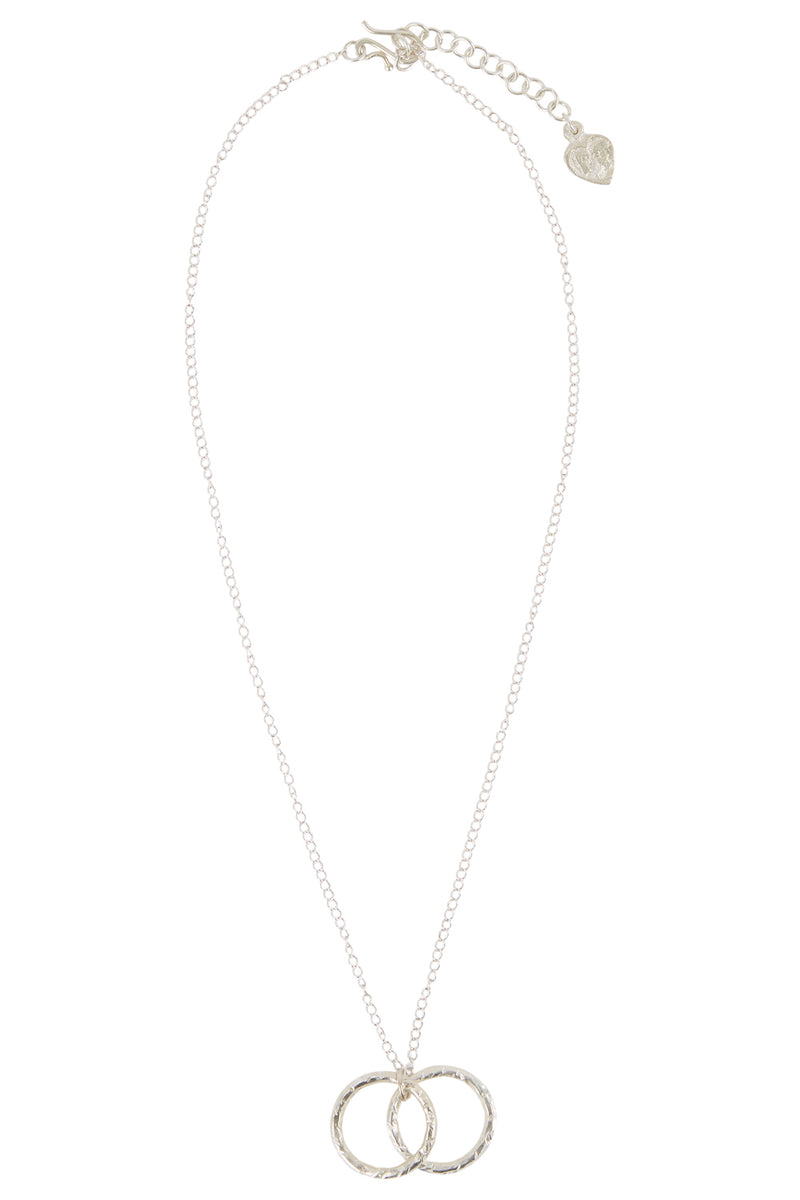 PEOPLE TREE Beaten Ring necklace silver D455UH