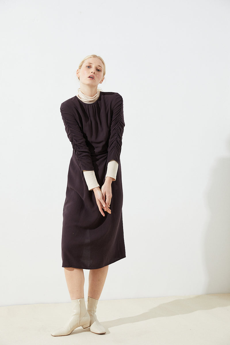 CUS Cinta Tencel Points dress Aubergine